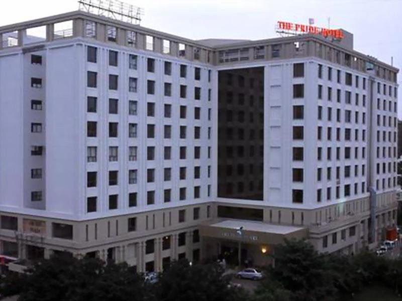 Pride Plaza Hotel, Ahmedabad Exterior photo